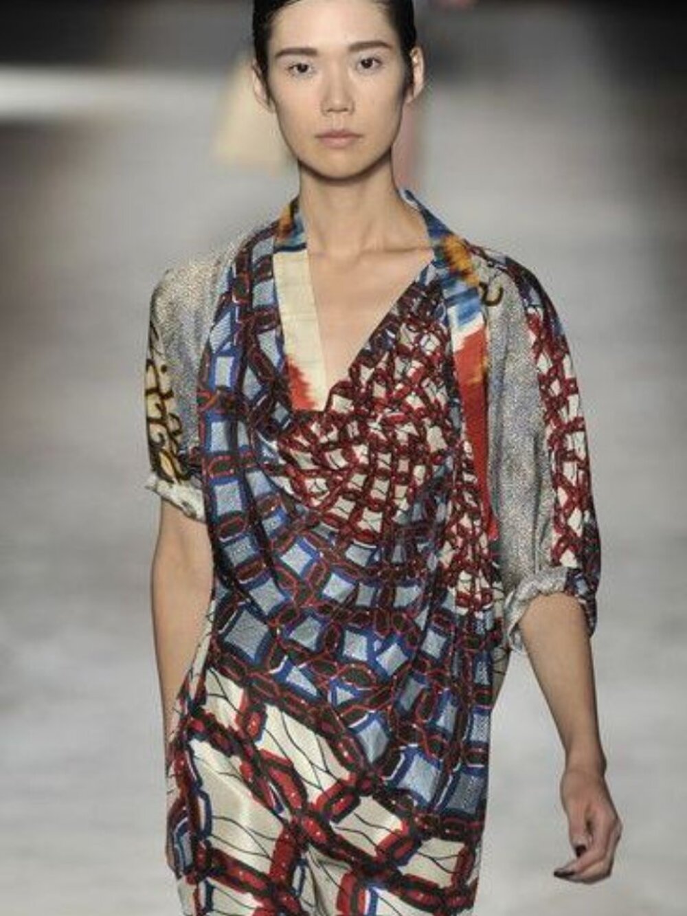 Dries Van Noten Silk Batik Pleated Short Sleeve Dress NWOT Made in Belgium Sz 42 - Picture 2 of 13